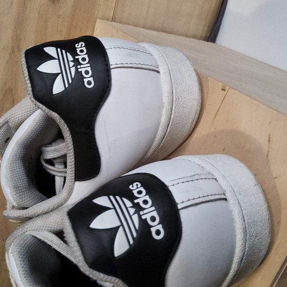 Adidas shell top Allstars Marque sneakers sz 11 - Picture 1 of 4